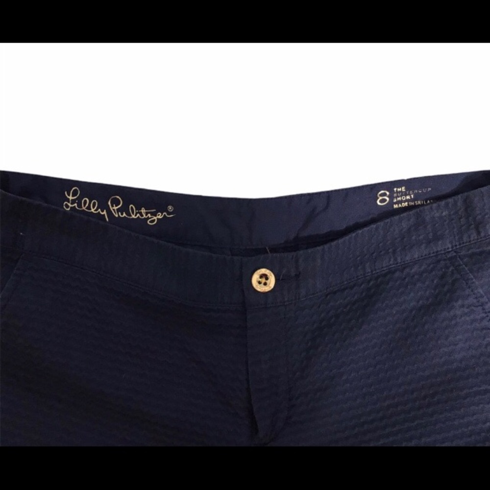 Lilly Pulitzer navy blue scallop shorts